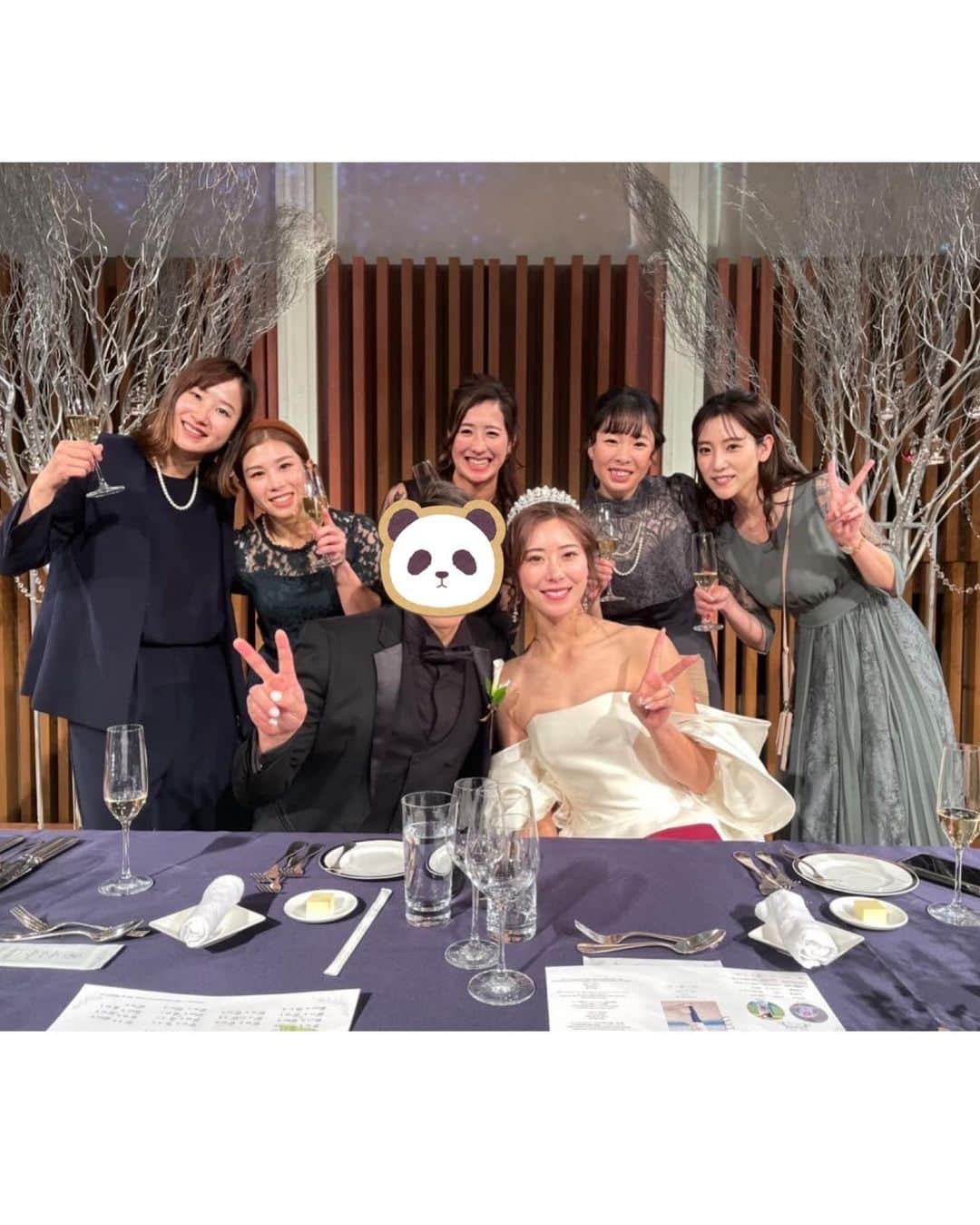 椿梨央のインスタグラム：「先日にみなみの結婚披露宴に 出席して来ました♡ . . みなみの幸せな姿を見れて 私が幸せいっぱいになりました😊 . 東京で出逢ってまだ間もないのに 誘ってくれたことが 本当に嬉しくて🥹泣 出席できて本当に良かったです。 . . そして沢山お友達ができました！ みんな優しくてお話ししやすくて とっても楽しかったです♪ みんなにも感謝！ . . また関西行った時にはみんなで 遊ぼうね⚾️ . . いやーまた集まりたいし また披露宴見たいから みなみとりあえずもう一回してくれる？笑 . . これからもみなみの幸せを願っています❤️ . . 本当におめでとう🎈 . . . . #女子野球 #野球女子 #結婚式 #披露宴 #幸せ」