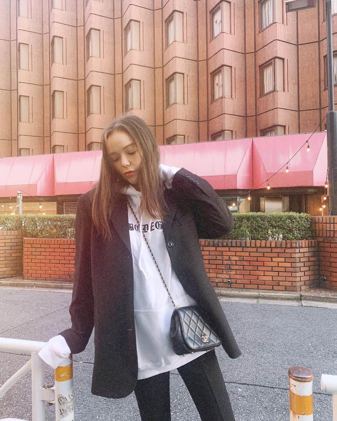 maya kibbel キベルまやさんのインスタグラム写真 - (maya kibbel キベルまやInstagram)「Merry Christmas everyone! Hope you all are well and healthy. 🤍 Sending everyone lots of love this holiday season. 🎄⛄️❄️」12月26日 9時53分 - mayakibbel