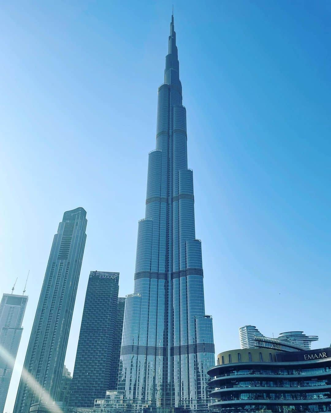 ひるいちかさんのインスタグラム写真 - (ひるいちかInstagram)「🇦🇪🇦🇪🇦🇪  🗼Burj khalifa🗼  今年も残り少なくなったから 2022年の振り返り！ 来年はもっとドバイたくさん行きたい🥺✨ #dubai #burjkhalifa  #ドバイ#アブダビ生活」12月26日 10時36分 - hiruichika