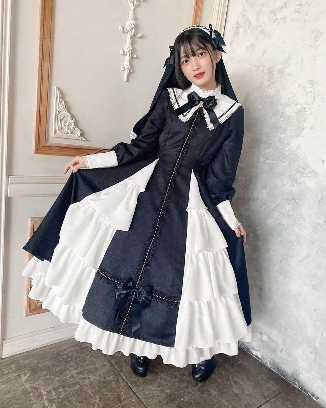 蛭田愛梨のインスタグラム：「🖤  #ALICEandthePIRATES #lolita #kawaii」