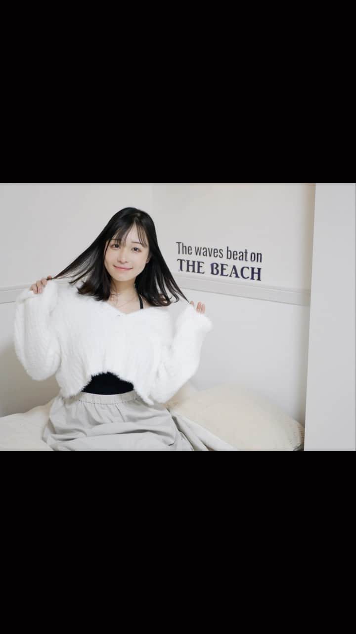 のインスタグラム：「ファンクラブ限定撮影会で撮っていただいたもの🧸✨  昨日のクリスマスオフ会もとっても楽しかったし本当に素敵な方ばかりで感謝してもしきれない！！😣🎄  今年も沢山ありがとう！！！🥲✨ また今年のお礼は改めて書くね♪  #撮影会　#撮影　#モデル　#私服　#ふぁっしょん #こーで #スタジオ　#カーディガンコーデ #寝室　#photo #studio #model」