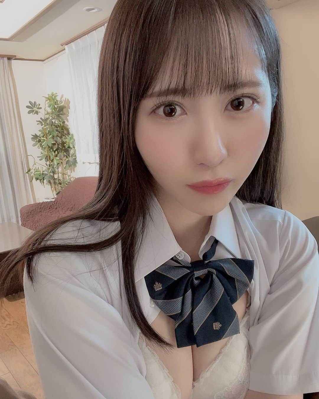 小野六花のインスタグラム：「合法JK😺」