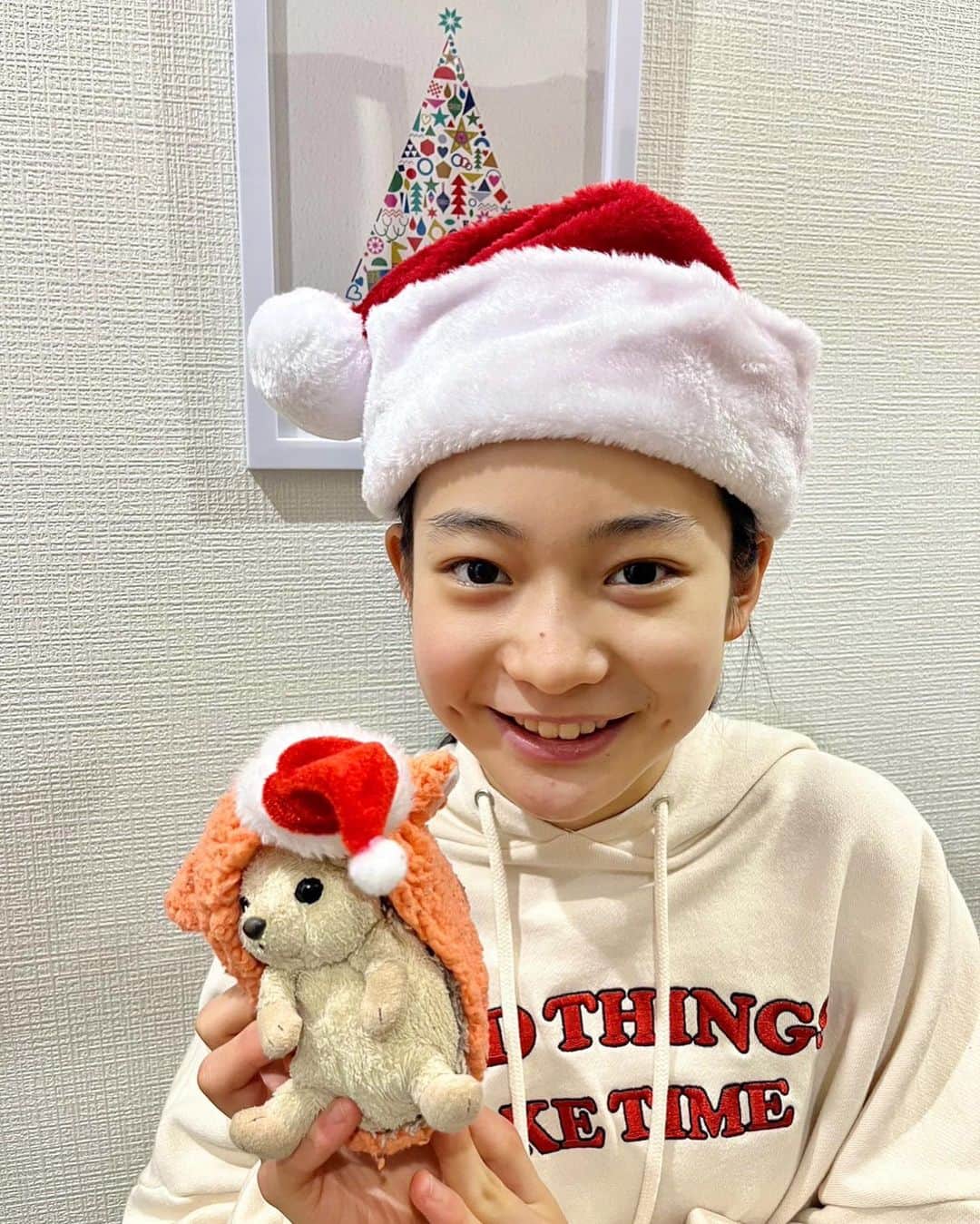 美山加恋　アイコラ 白鳥玉季さんのインスタグラム写真 - (白鳥玉季Instagram)「⁡ ⁡ ちょっと遅れたクリスマス🎄 皆さんはどんな風に過ごしましたか？  私はゲーム大会をしたりして過ごしました！ 楽しかったです😊 そして、久しぶりのハリー登場😎 パティーも元気にしています！ 改めて ...