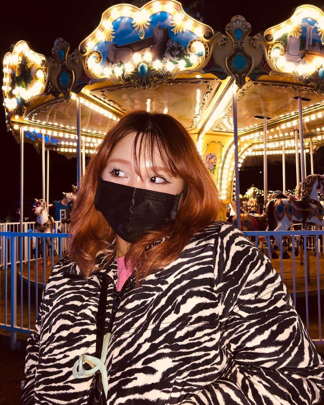 amiのインスタグラム：「. . . 🎡🎡🎡 . . .」