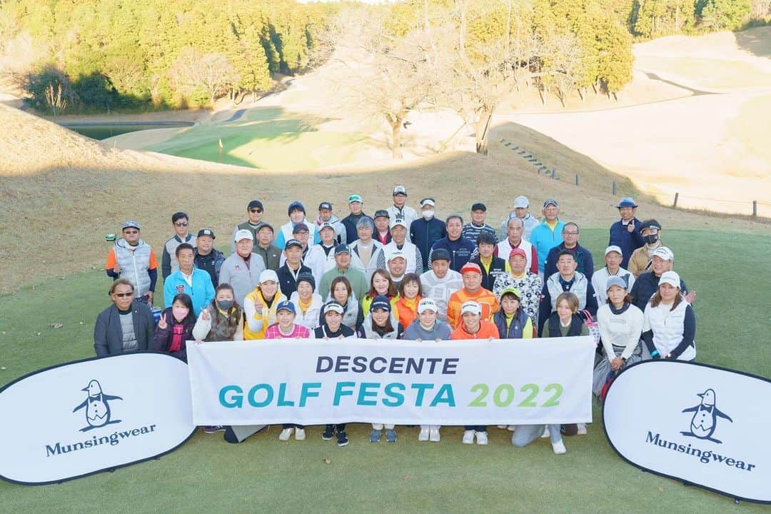 吉川桃さんのインスタグラム写真 - (吉川桃Instagram)「🐧🤍  デサントゴルフフェスタ⛳️ ご参加いただきありがとうございました😉🌟  #munsingwear  #DESCENTE #lecoqgolf」12月26日 19時33分 - mmoo.3509