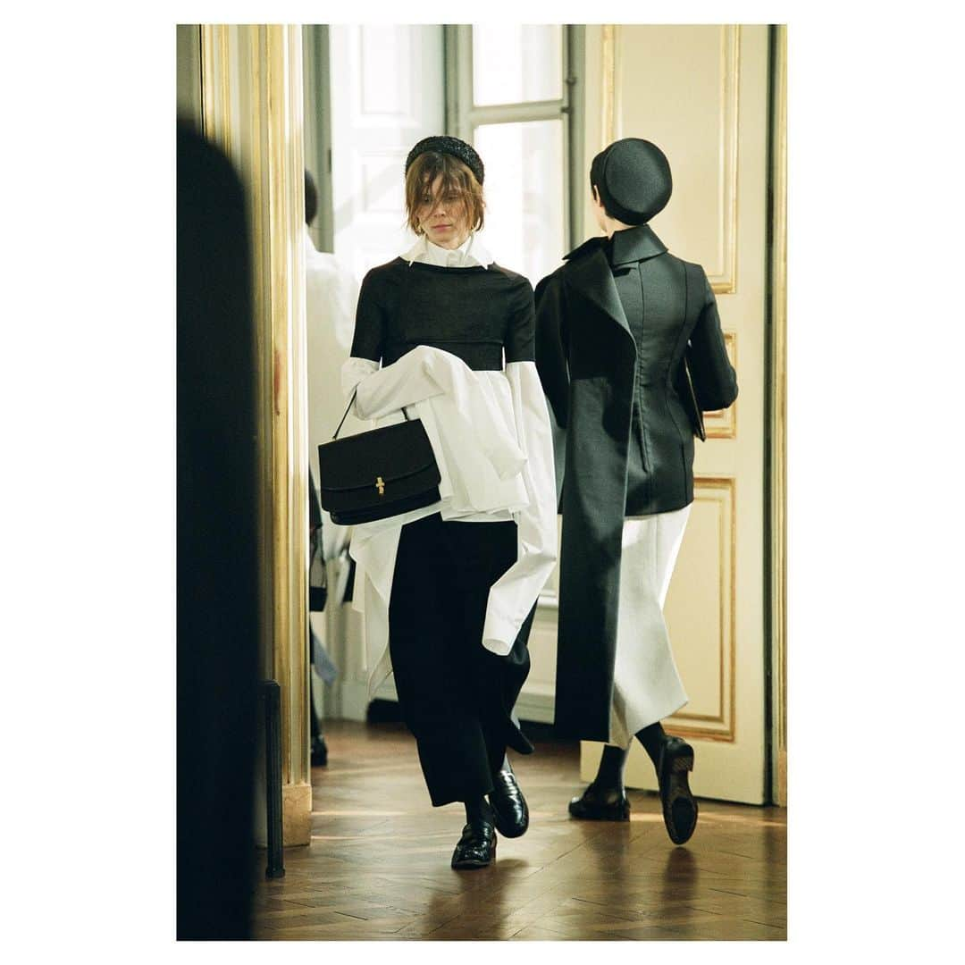 ADELAIDEのインスタグラム：「New Arrival - THE ROW @therow」