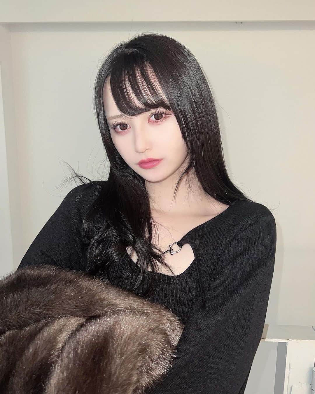 山本望叶のインスタグラム：「#ootd #code #コーデ #冬服コーデ #ワンピースコーデ #emoda」