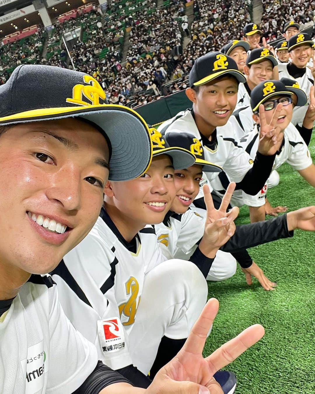 古澤勝吾のインスタグラム：「12月27日‼️  NPBジュニアトーナメント⚾️  いよいよ今日から始まります！ 4ヶ月間この大会の為にみんなよく頑張ってきた‼️やる事はやった！後は自分を信じて思いっきり楽しんでやってこい😉  皆さん福岡ソフトバンクホークスjrの応援よろしくお願いします📣😆🥳  #ホークスジュニア  #softbankhawks  #福岡ソフトバンクホークス #古澤勝吾」