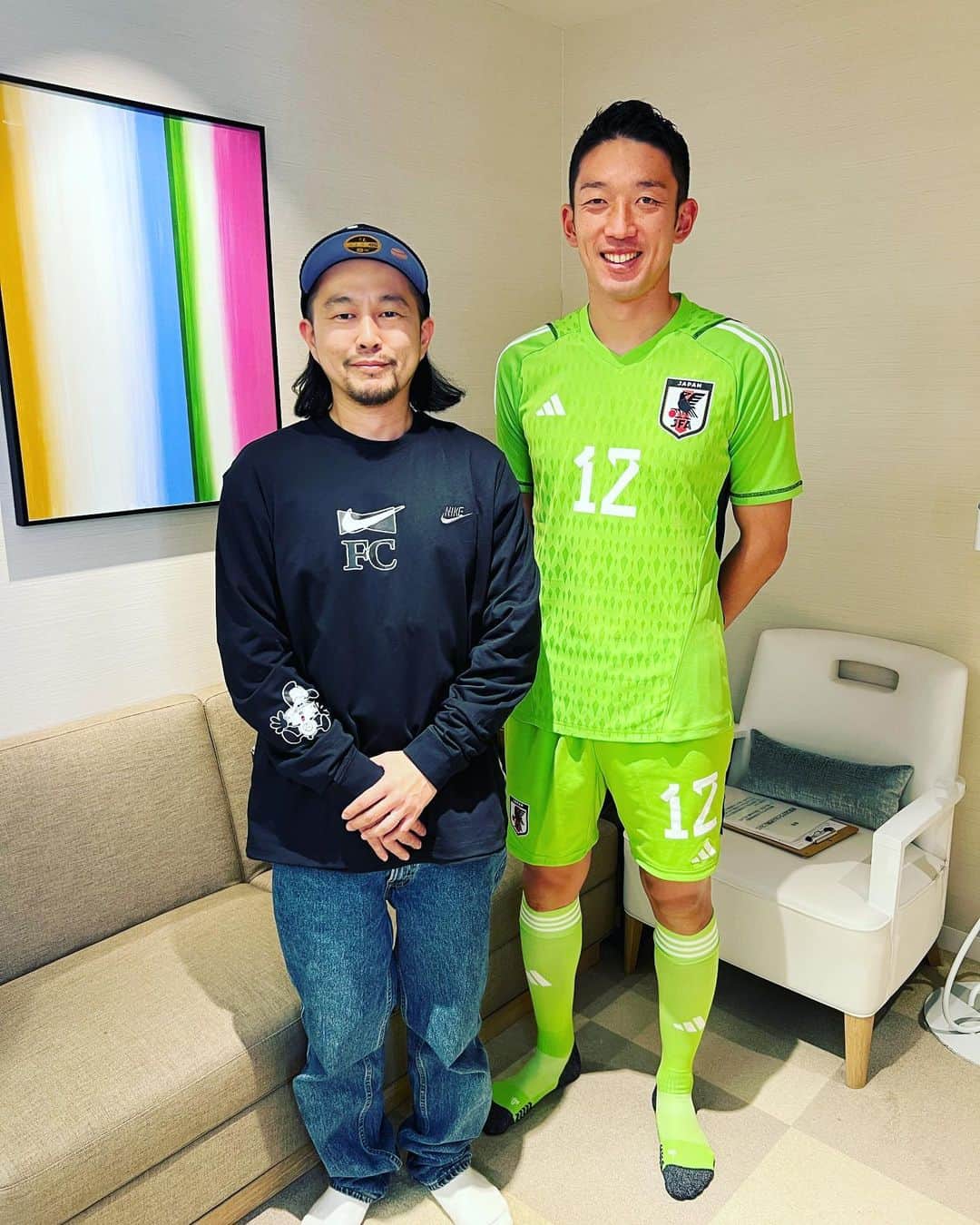 のインスタグラム：「権田選手と🔥🔥🔥  感動をありがとうございます🙏  #kuboty #権田修一」