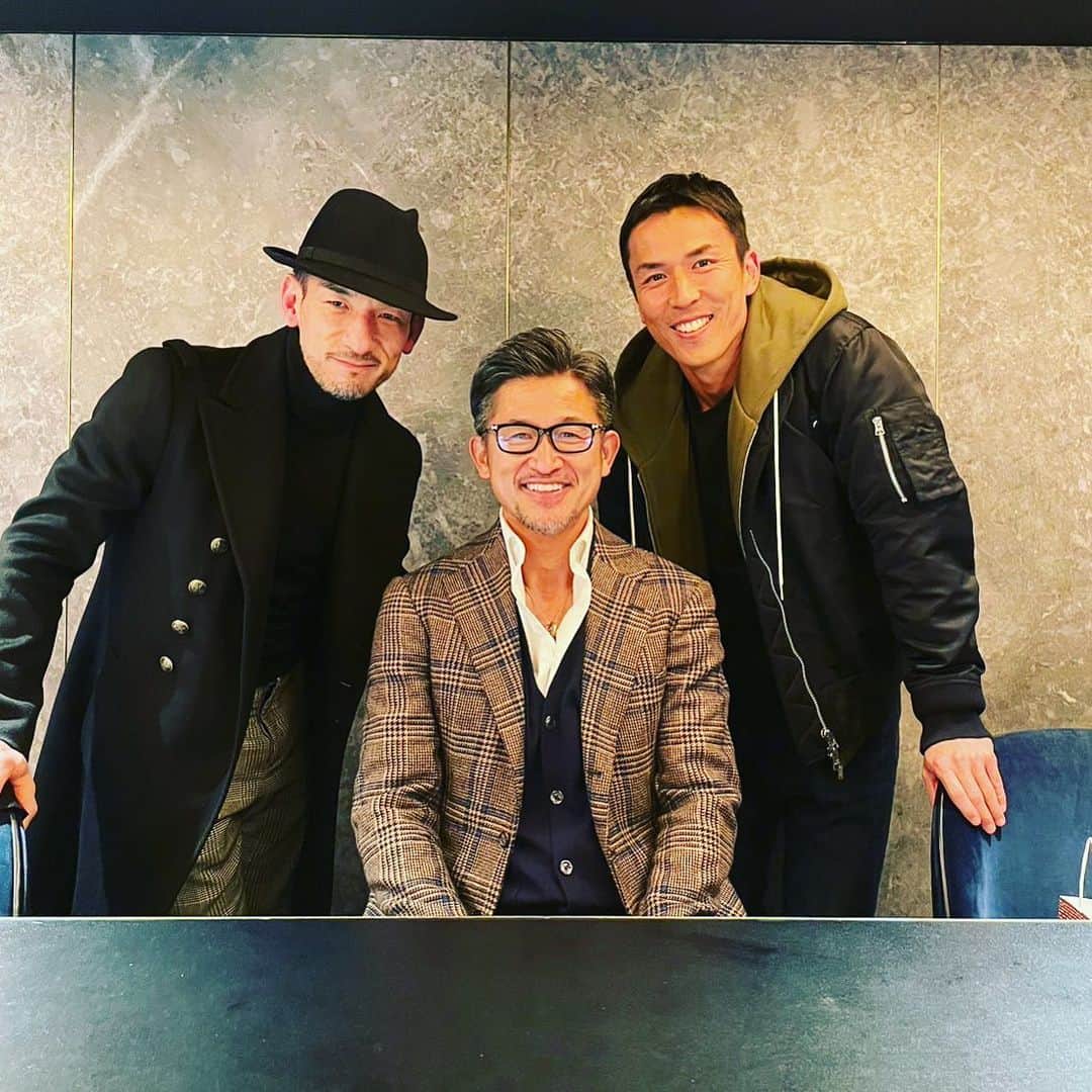 長谷部誠のインスタグラム：「*** 違うから愉しい #kazuyoshimiura  #hidetoshinakata」