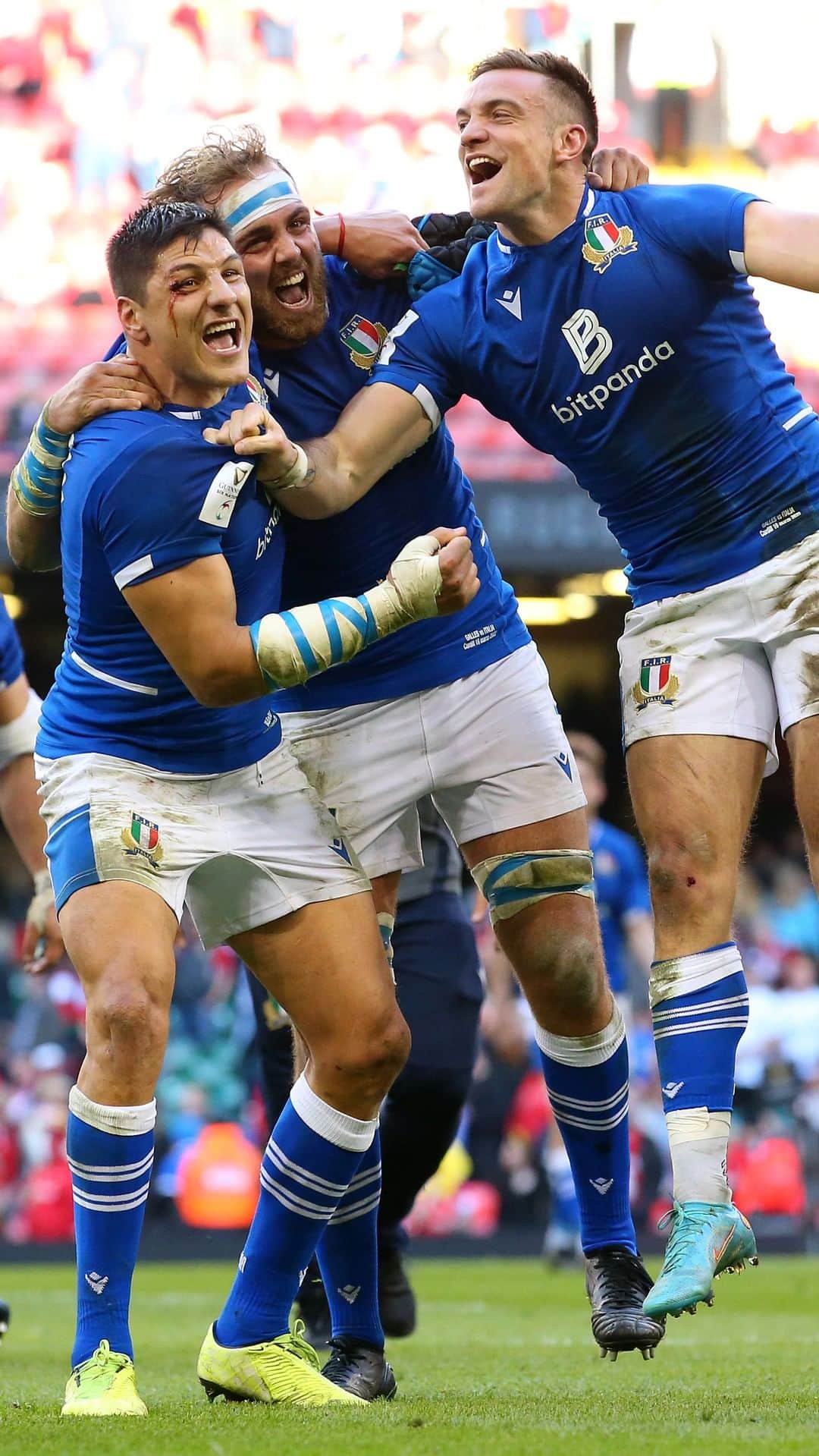 のインスタグラム：「Living for this energy from @italrugby 🇮🇹」