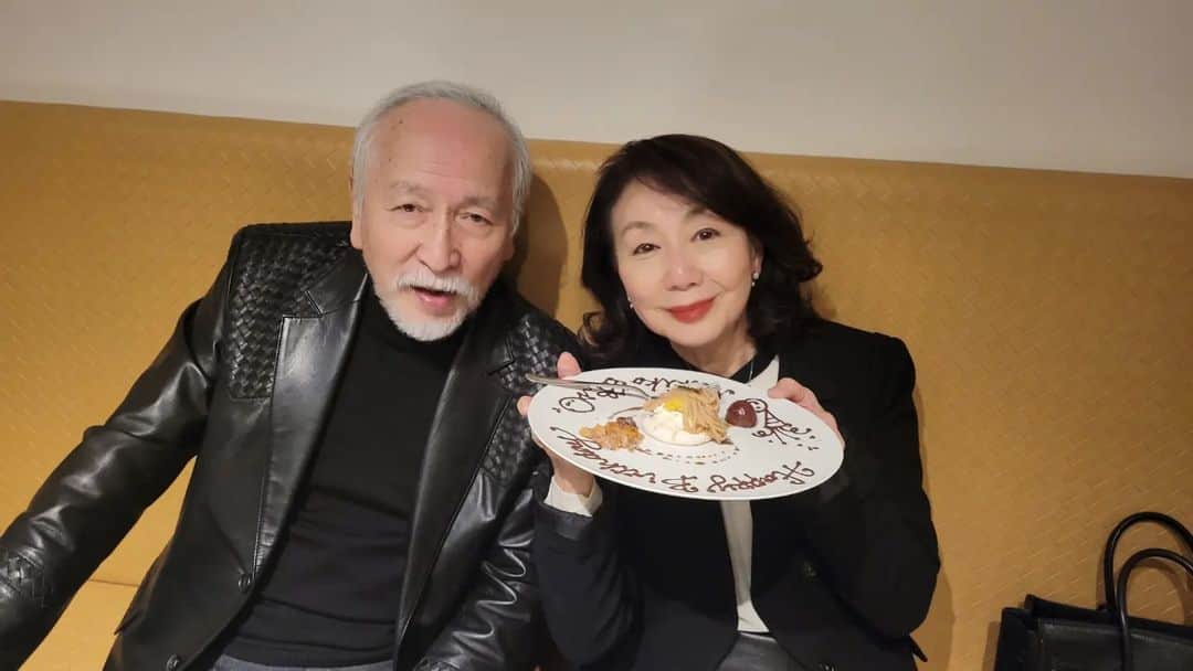 音無美紀子さんのインスタグラム写真 - (音無美紀子Instagram)「家族写真2022 昨日、家族で南青山ドメニカドーロでディナーでした