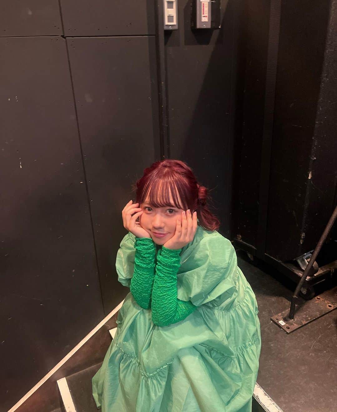 むくのインスタグラム：「ムクエナボウネンカイ2022 ありがとうございました❤️‍🔥 ・ みんなと同じ時間を過ごせて、 素敵な1年を一緒に振り返れて本当に嬉しかったです😶‍🌫️🎀だいすきだよ！！ ・ また来年も会おうね！ 良いお年を👏🏻✨」