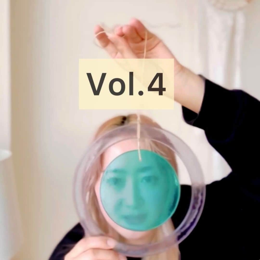 永瀬沙世のインスタグラム：「コメント返し🤍秒に飛べるYouTubeも同時up！*楽しそうな大人がいないので大人になりたくないです.20代  * 人生も仕事もつまらなくてイライラ…喝いれて！ * 恋愛や結婚は価値観が合うことが必要？  * パートナーとうまくいっているように思われているけれど虚しいです  * 友達を辞めるか迷っています  * 強いってどういう人ですか？  * 容姿にコンプレックスがあります  * 今後、東京？移住？どこに住みたい？  * ストレス発散方法を教えて？  * photographerとして一番大事にしていることは？  * ポートレートはだれに撮ってもらいたい？  * 写真以外では何をしている時間が多いですか？  * モデル、俳優、アーティストどの職業の人を撮るのが好きですか？　  * 作品関連で得意なこと、苦手なこと？  * 転職するべきorしないべきか迷います  * 幸せになった友達におめでとう って気持ちになれない  * 独立する前にアシスタントをした方がいい？  LAST! * コメント返しの動画の背景にいつもある青いステンドグラスはなんですか？(買ってる時の動画あり！)」