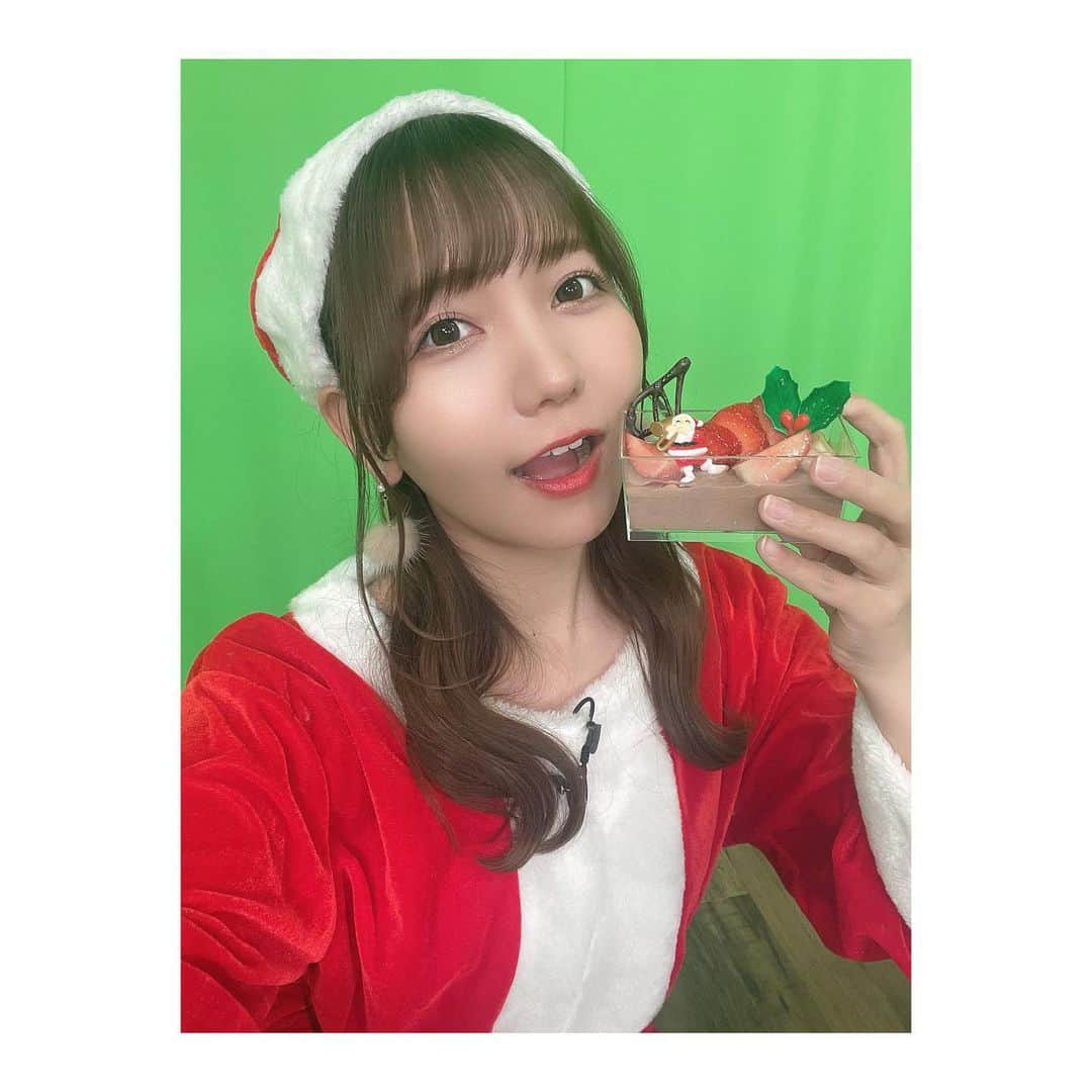 和氣あず未さんのインスタグラム写真 - (和氣あず未Instagram)「家のクリスマスツリーいつ片付ける？ * * * * * * * * * 今でしょ」12月27日 15時56分 - azumi_waki