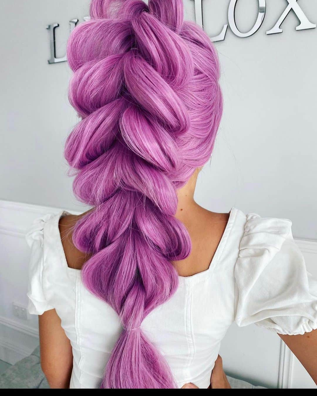 I N S T A B R A I Dさんのインスタグラム写真 - (I N S T A B R A I DInstagram)「What EMOJI describes this hair style ?  💜🦄💟👩‍🎤」12月27日 18時00分 - instabraid