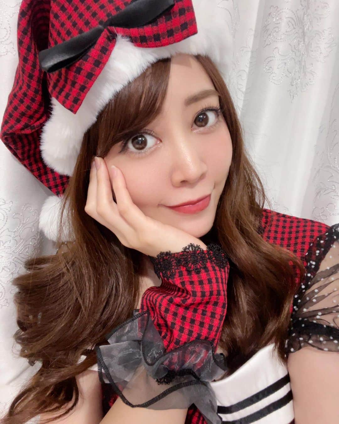 薄井美樹のインスタグラム：「． ちょっと遅れたけど Merry Xmas🎄🎁✨」