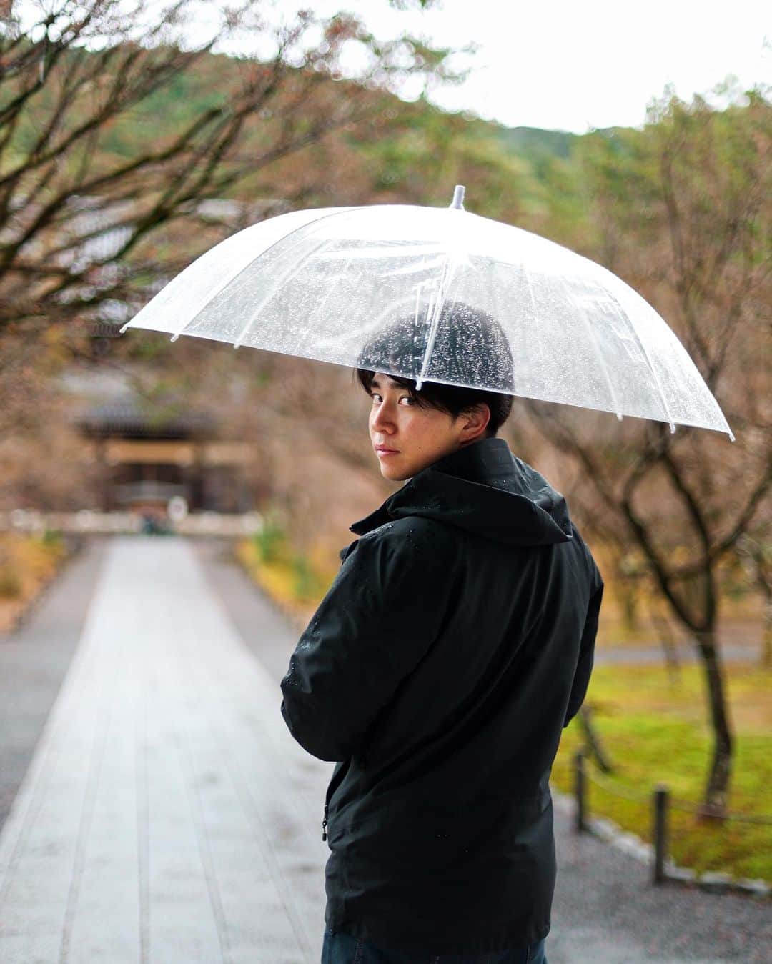 渡邉信一郎さんのインスタグラム写真 - (渡邉信一郎Instagram)「Rainy day in Kyoto⛩️」12月27日 19時38分 - be.shi22