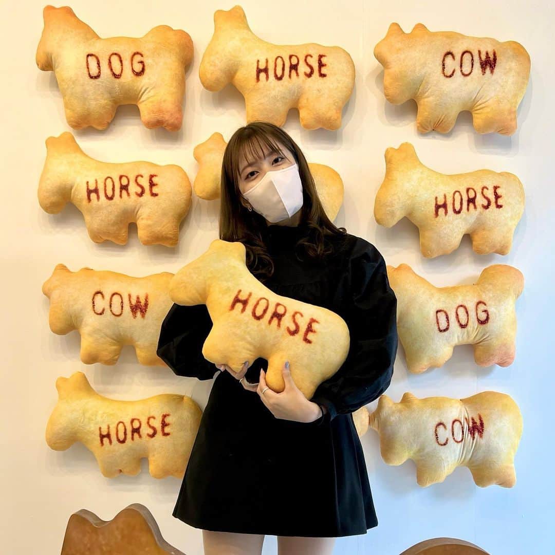 のインスタグラム：「たべっこどうぶつスタンド🦁  たべっこどうぶつ強化担が近くにいるせいで、 お店で見かけるたびに強化担の顔浮かぶようになった☺︎  #たべっこどうぶつ」