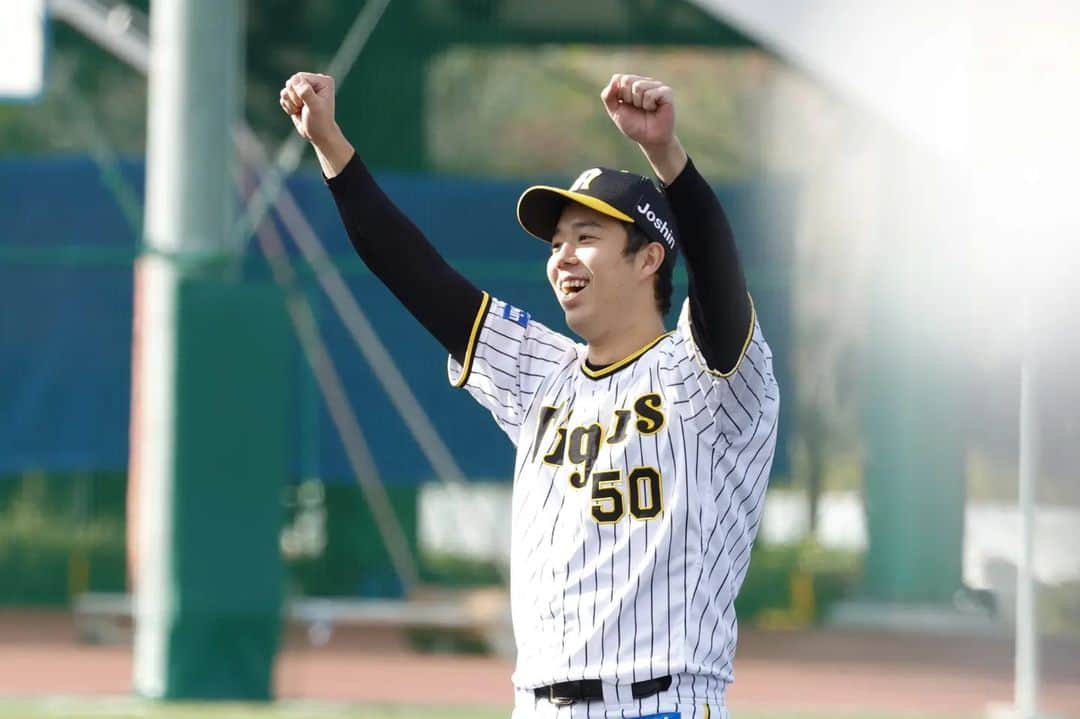 青柳晃洋さんのインスタグラム写真 - (青柳晃洋Instagram)「オフの写真その１ 芸能人の方プロ野球レジェンドの方と！ 確か放送は大晦日だったかな？ お楽しみに！」12月28日 14時58分 - aoyagi.koyo