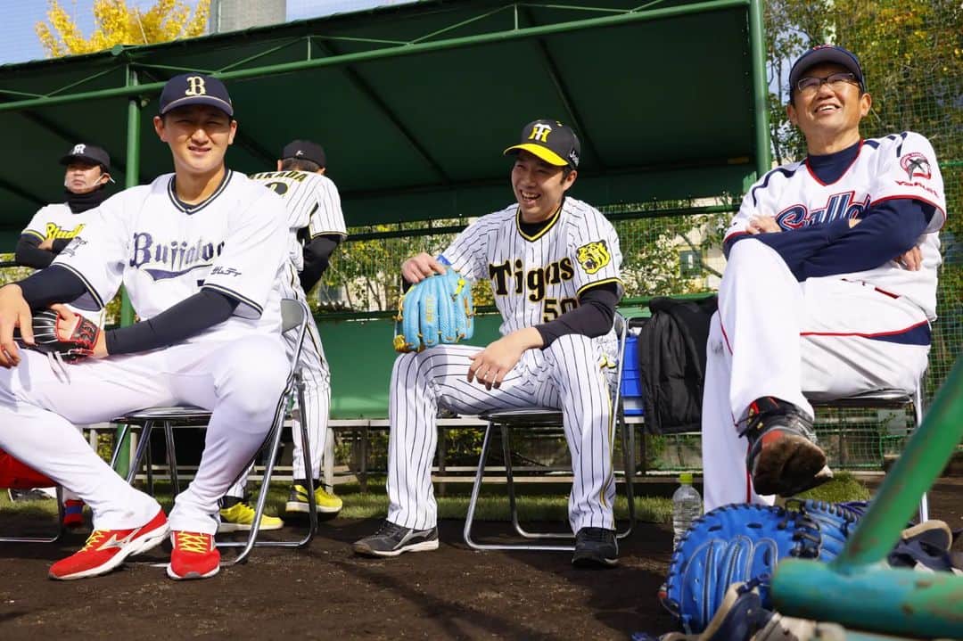 青柳晃洋さんのインスタグラム写真 - (青柳晃洋Instagram)「オフの写真その１ 芸能人の方プロ野球レジェンドの方と！ 確か放送は大晦日だったかな？ お楽しみに！」12月28日 14時58分 - aoyagi.koyo