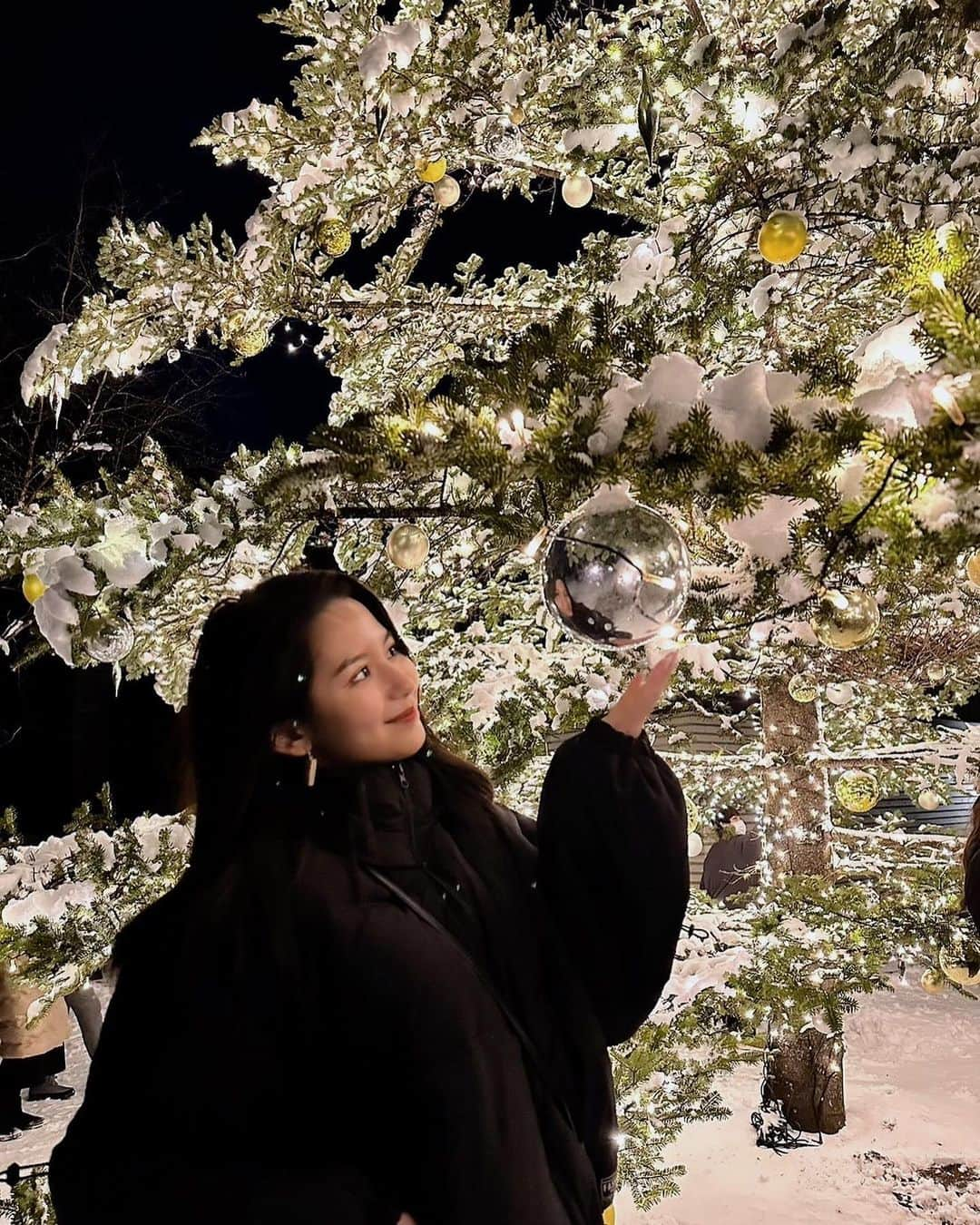 ヴァッツ美良のインスタグラム：「星が見える温泉宿に行ってみたかったの〜😌❤️  冬の軽井沢良きでした❄️  #軽井沢#軽井沢旅行#軽井沢観光#ほしのや軽井沢#星のや軽井沢#温泉#ハルニレテラス#白糸の滝」