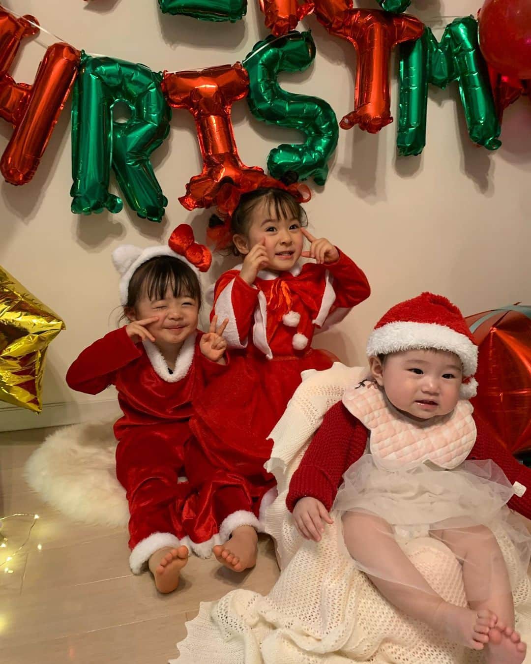 漆川由佳さんのインスタグラム写真 - (漆川由佳Instagram)「Xmasパーティー🎅🏼🎅🏼🎅🏼🎅🏼🎅🏼💕 今年も集まれて良かった🎂🎄🎉✨」12月29日 0時43分 - shitsukawayuka