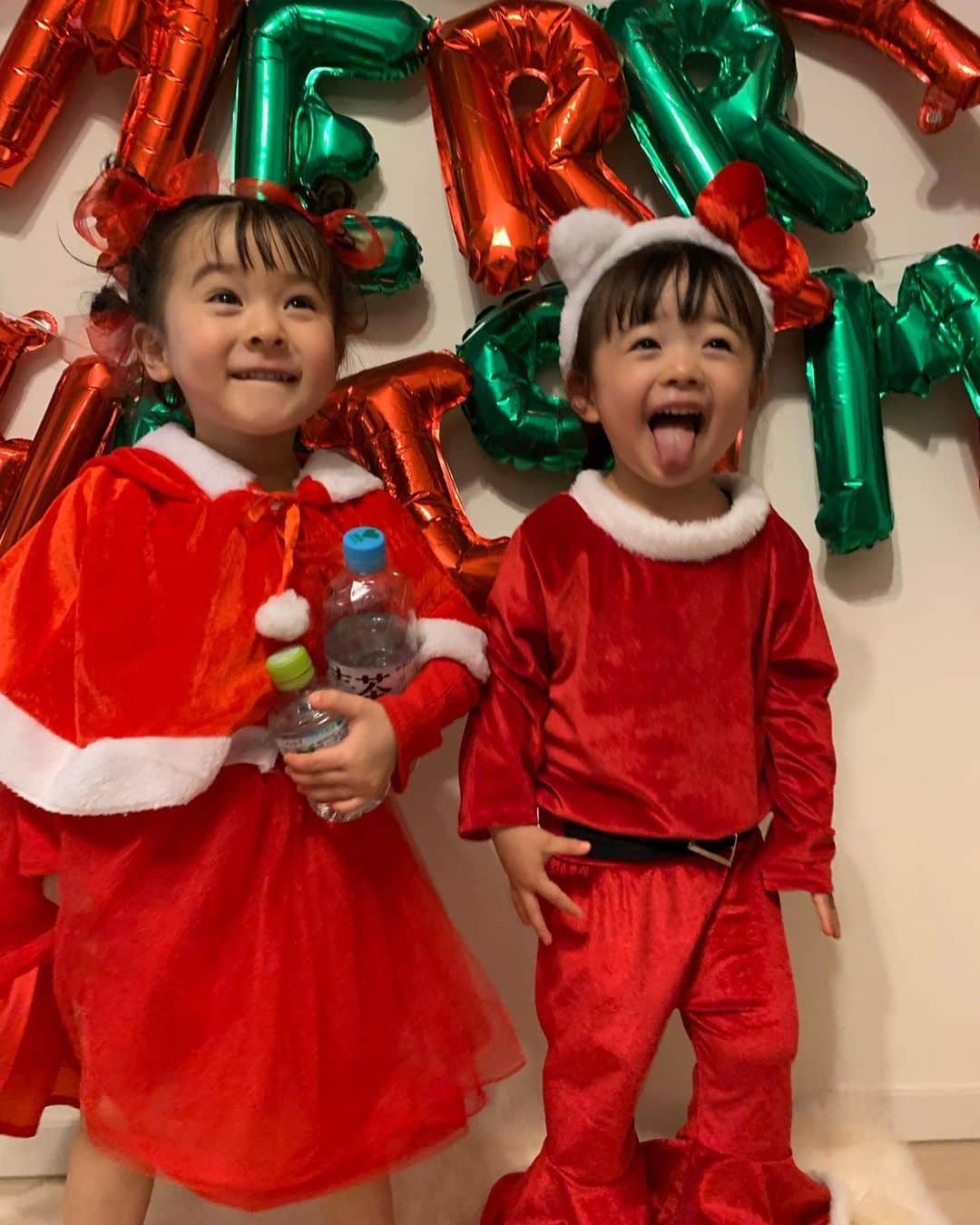 漆川由佳さんのインスタグラム写真 - (漆川由佳Instagram)「Xmasパーティー🎅🏼🎅🏼🎅🏼🎅🏼🎅🏼💕 今年も集まれて良かった🎂🎄🎉✨」12月29日 0時43分 - shitsukawayuka