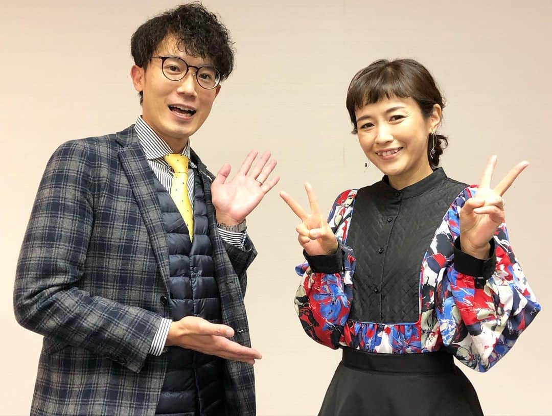 川島壮雄さんのインスタグラム写真 - (川島壮雄Instagram)「坂口先生、そして杉崎さん およそ10年間大変お世話になりました🙇‍♂️ • • • 麒麟•川島さんに続いて、お2人の卒業は寂しさしかありません😭 • • • ゲストで遊びに来て頂ける日を心待ちにしております✨ 競馬BEATの伝統を作って下さり、ありがとうございました！！ • • • #競馬beat #競馬 #競馬中継 #有馬記念  #杉崎美香 さん #坂口正大 先生 #関西テレビ #カンテレ #2022年」12月28日 17時52分 - moriokawashima