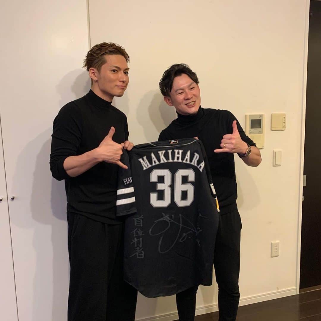 牧原大成さんのインスタグラム写真 - (牧原大成Instagram)「最高の時間でした！ 感無量。  #EXILE #SHOKICHI」12月28日 18時41分 - taisei.makihara