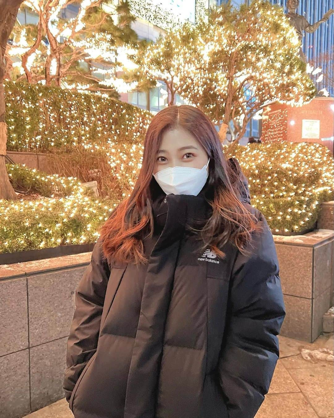 橘亜李彩のインスタグラム：「🎅🎄  #명동 #명동신세계 #명동롯데백화점 #일루미네이션」