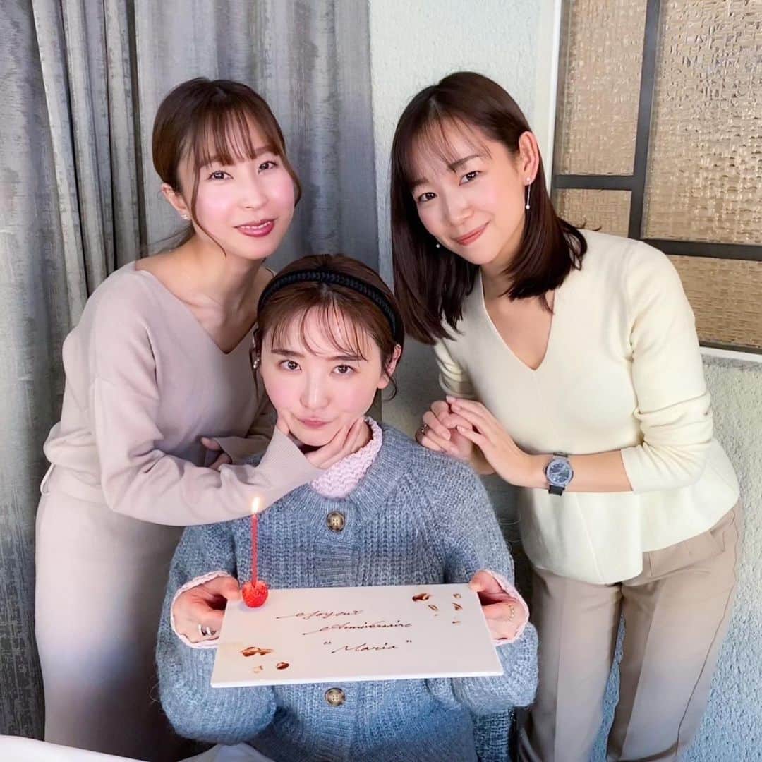 おのののかのインスタグラム：「❤️ 久しぶりに友達とゆっくりランチへ🍴❤️  中学で出会ってもう、、何年、、？！  誕生日のお祝いをしてくれました✨  プレートのいちごが滑ったときの 私のリアクションしっかり激写されるやら 先にろうそく吹き消されるやら😌笑  地元では、こんな感じの私です😌✌️  そんでもって、 友達が予約してくれたレストラン @esquisse_tokyo が美しく、美味しすぎた、、🥲✨✨ また絶対いこう。  たまにはこういう時間も大切ですね。  娘をみていてくれた夫にも感謝です🙏❤️」