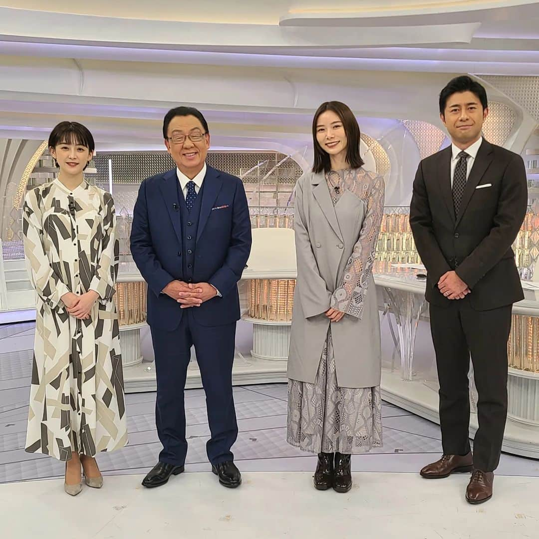 フジテレビ「プライムニュース イブニング」さんのインスタグラム写真 - (フジテレビ「プライムニュース イブニング」Instagram)「「超しらべてみたら」初の全国進出、さきほど無事、放送を終えました❗ご視聴いただいた皆様、ご出演いただいた#梅沢富美男 さん、#朝日奈央 さん、ありがとうございました✨  これまでの、イット！「 しらべてみたら 🔍️」はTVerや、FOD、YouTubeでもご覧いたけます📺️年末年始、お時間が許せばぜひどうぞ‼️  皆様、どうかよい年末年始をお過ごしください🎍  #榎並大二郎　@enami_daijiro #宮司愛海　@manami_miyaji #イット #しらべてみたら #超しらべてみたら #フジテレビ #来年もよろしくお願いします」12月28日 20時37分 - livenews_it