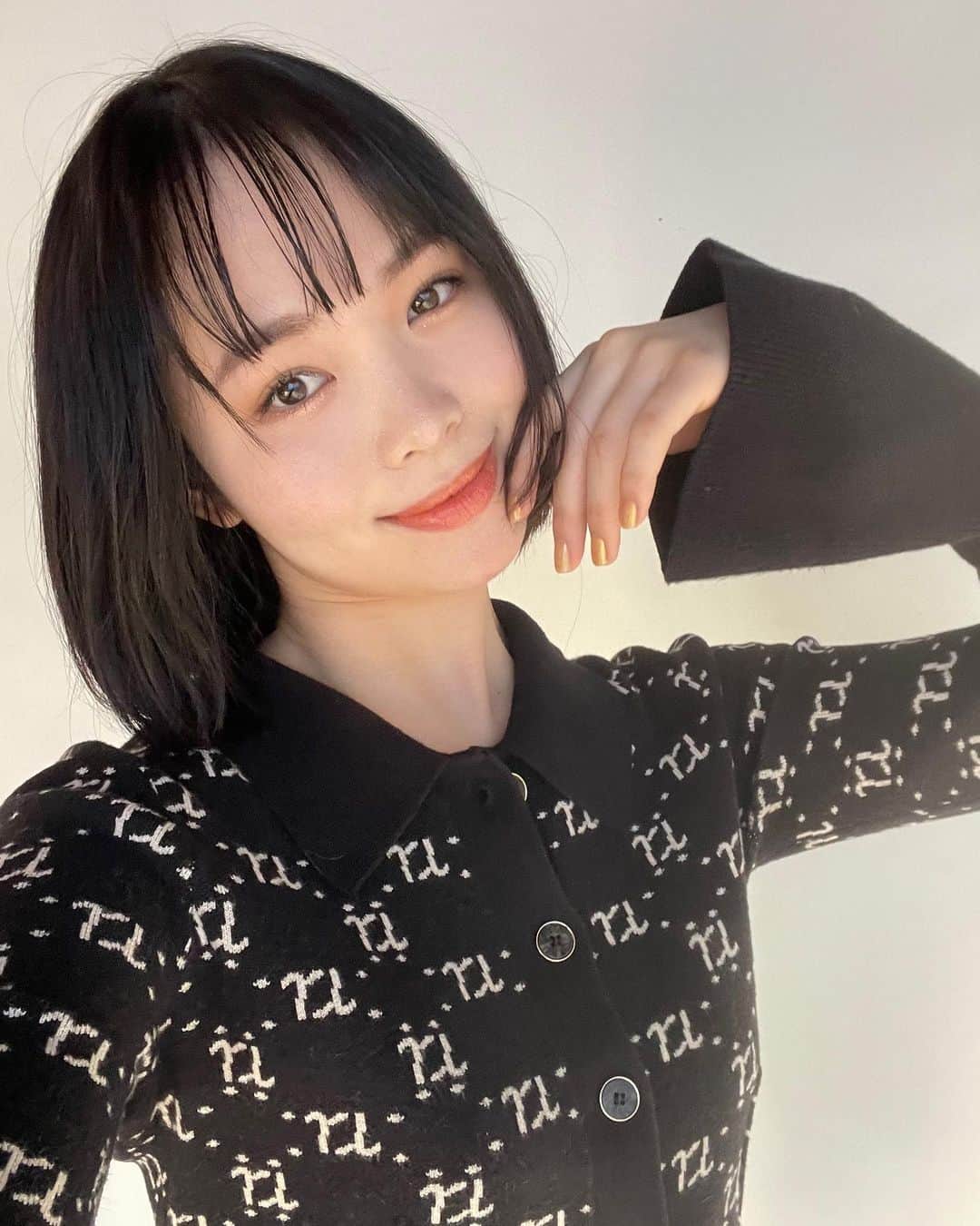 大友樹乃のインスタグラム：「2022 一年はやすぎるう！ 皆んなはどんな年だった？🙉」