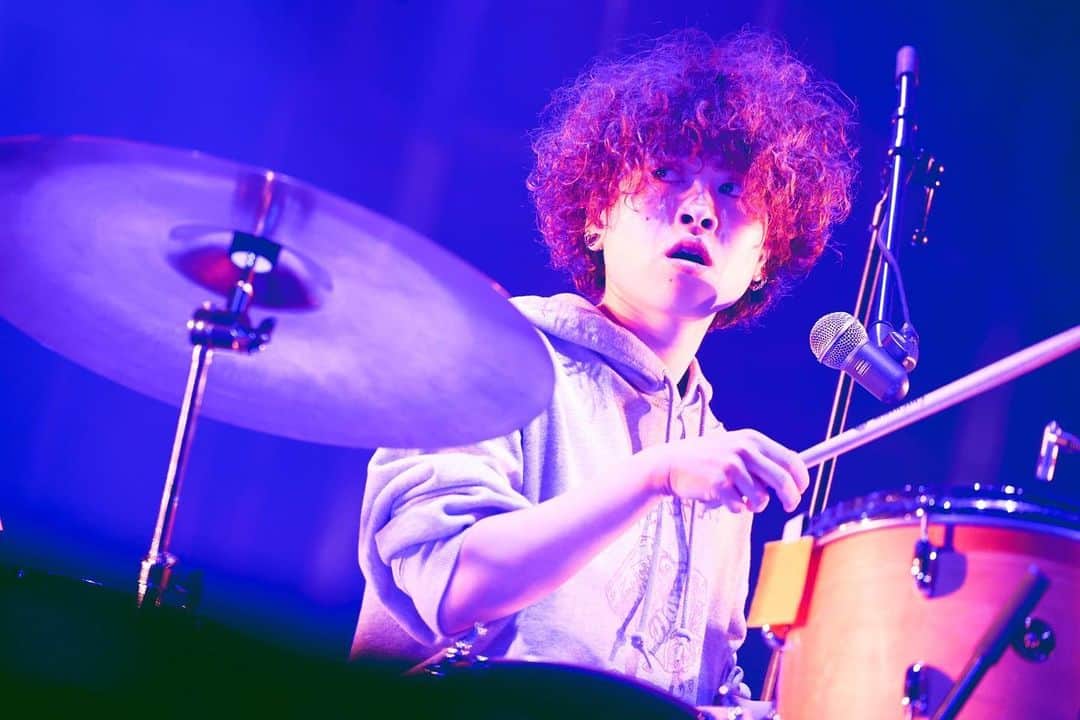 吉川美冴貴のインスタグラム：「2022.12.28(水) 「FM802 ROCK FESTIVAL RADIO CRAZY 2022」  2022年ラストライブ!!!  皆さんの声が聴けてすごく嬉しかったです☺️ 最高のライブ納めになりましたー‼️  大阪の皆さん、次はぜひ来年3/4(土)に大阪城ホールでお会いしましょう🙌  photo by(@nabespg )」