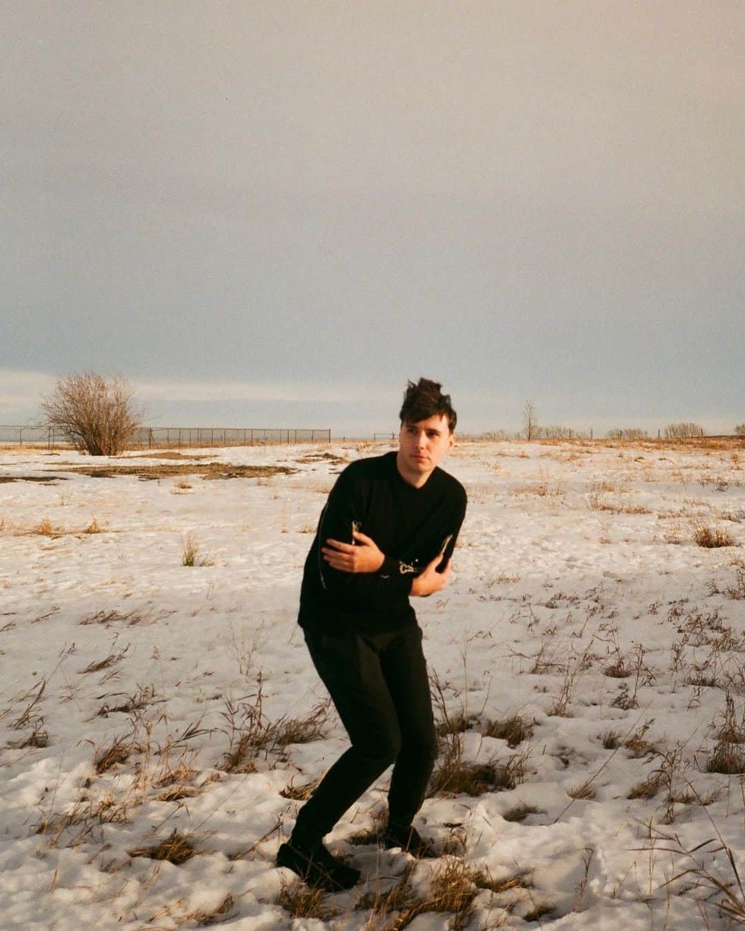 ダニエル・ハウウェルのインスタグラム：「DOOMED ON FILM CHAPTER 3 FROZEN NIPS EDITION  THAT USA TOUR WAS LITERALLY THE HIGHLIGHT OF MY LIFE THIS SHOW IS SAVING MY SOUL THANK YOU ALL  AUSTRALIA NEW ZEALAND AND EUROPE NEXT COME SEE ME BEFORE THE WORLD ENDS danielhowell.com」