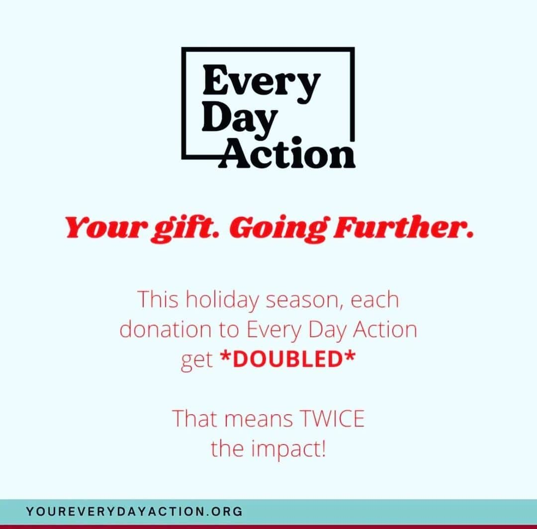 バーレット・フォアさんのインスタグラム写真 - (バーレット・フォアInstagram)「Know that yummy feeling you get when you help others?  Now you can DOUBLE it!  If you donate to Every Day Action before Jan 5, my friends and I will MATCH your donation dollar-for-dollar!  Click now. (Feels good, don’t it? 😇🥰👍🏽)」12月29日 6時15分 - barrettfoa