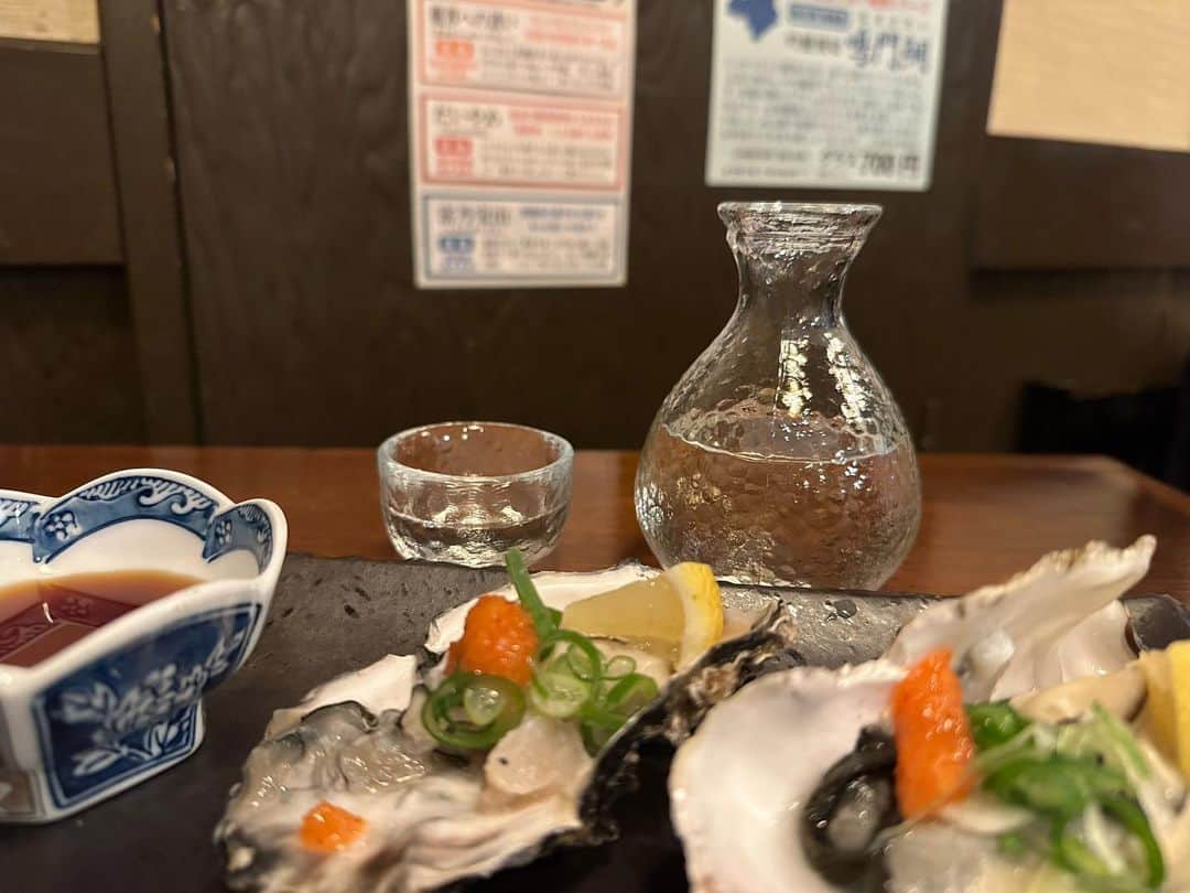 のインスタグラム：「Fare well 2022 party alone!!! Sasimi & Sake from Tokushima!! That's are awesome!!! Thank you everyone❗️」