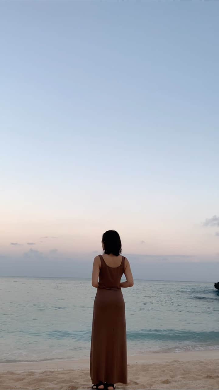のインスタグラム：「@megumi_aimy_fit の2022年は 仕事⇄甥っ子⇄旅行 が全てだった気がします🤣 　 今年は新しい素敵な出会いが多くて楽しい一年でした☺️ 新しく出会って下さった皆様、昔から繋がってくれている皆様ありがとうございました✨ 　 みなさま良いお年をお迎えください✨  　 　  #healthylifestyle #healthybody #健康美 #naturalbeauty #ボディメイク#bodymake #フィットネス #fitness #fitnessgirl #フィットネス女子 #メリハリボディ#fitnessmodel #フィットネスモデル  #美容 #アンバサダー」