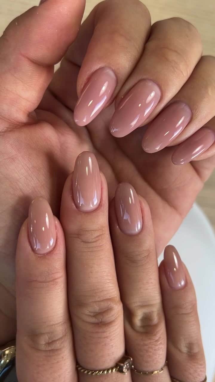 mananailsのインスタグラム：「Bed skin pink🐖💕」