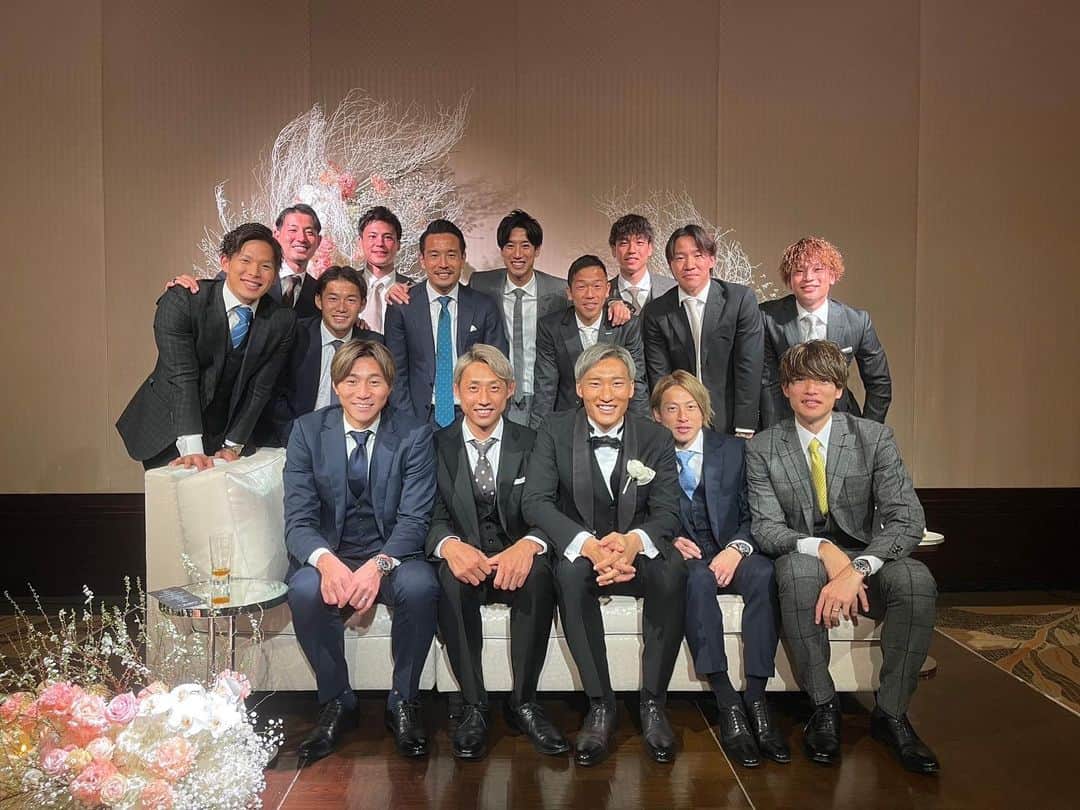 扇原貴宏さんのインスタグラム写真 - (扇原貴宏Instagram)「最高の結婚式でした👏👏  改めて、シンおめでとう！！  久しぶりに会う人もいて、楽しかったなー！」12月29日 15時29分 - takahiro_ohgihara_official