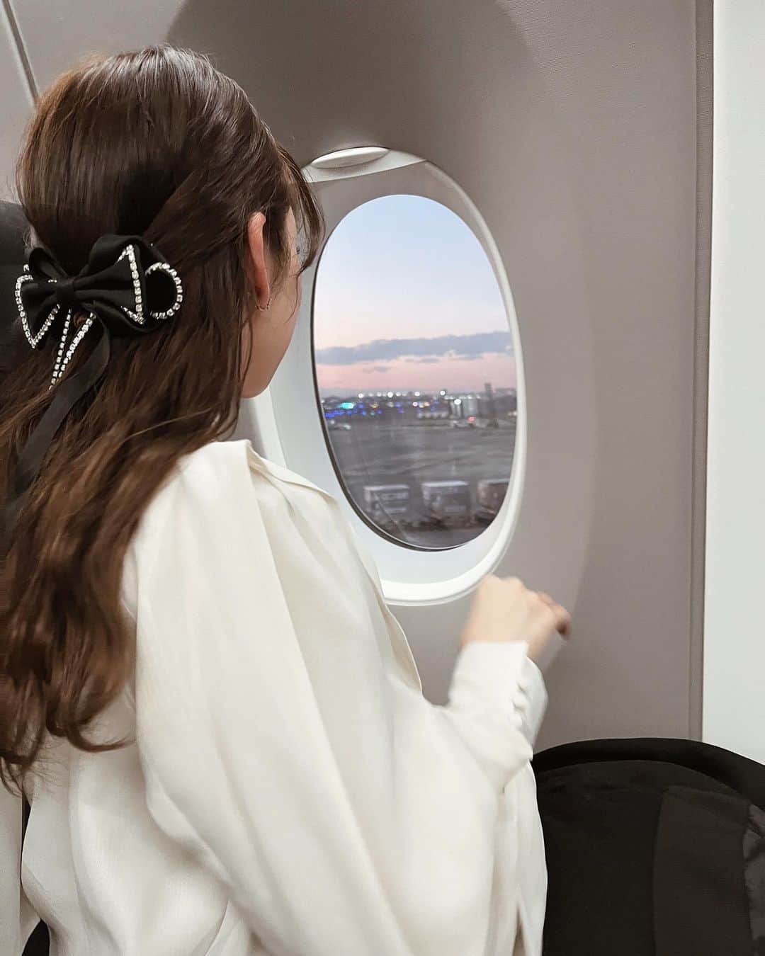 のインスタグラム：「✈️🌇」