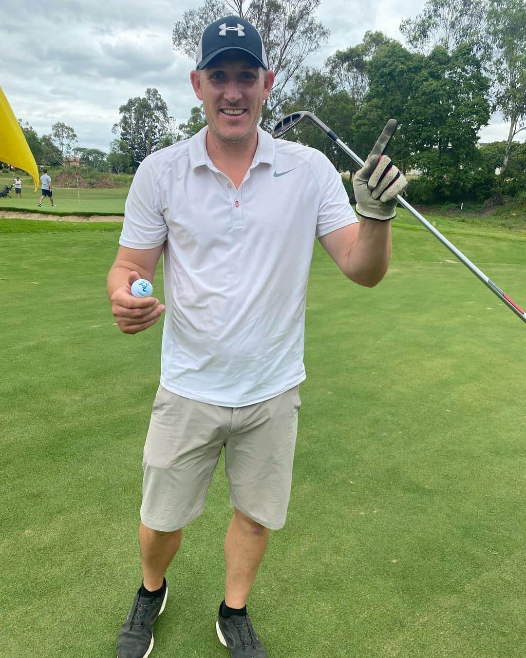 ドリュー・ネイラーのインスタグラム：「First hole in 1! @gailes_golf」