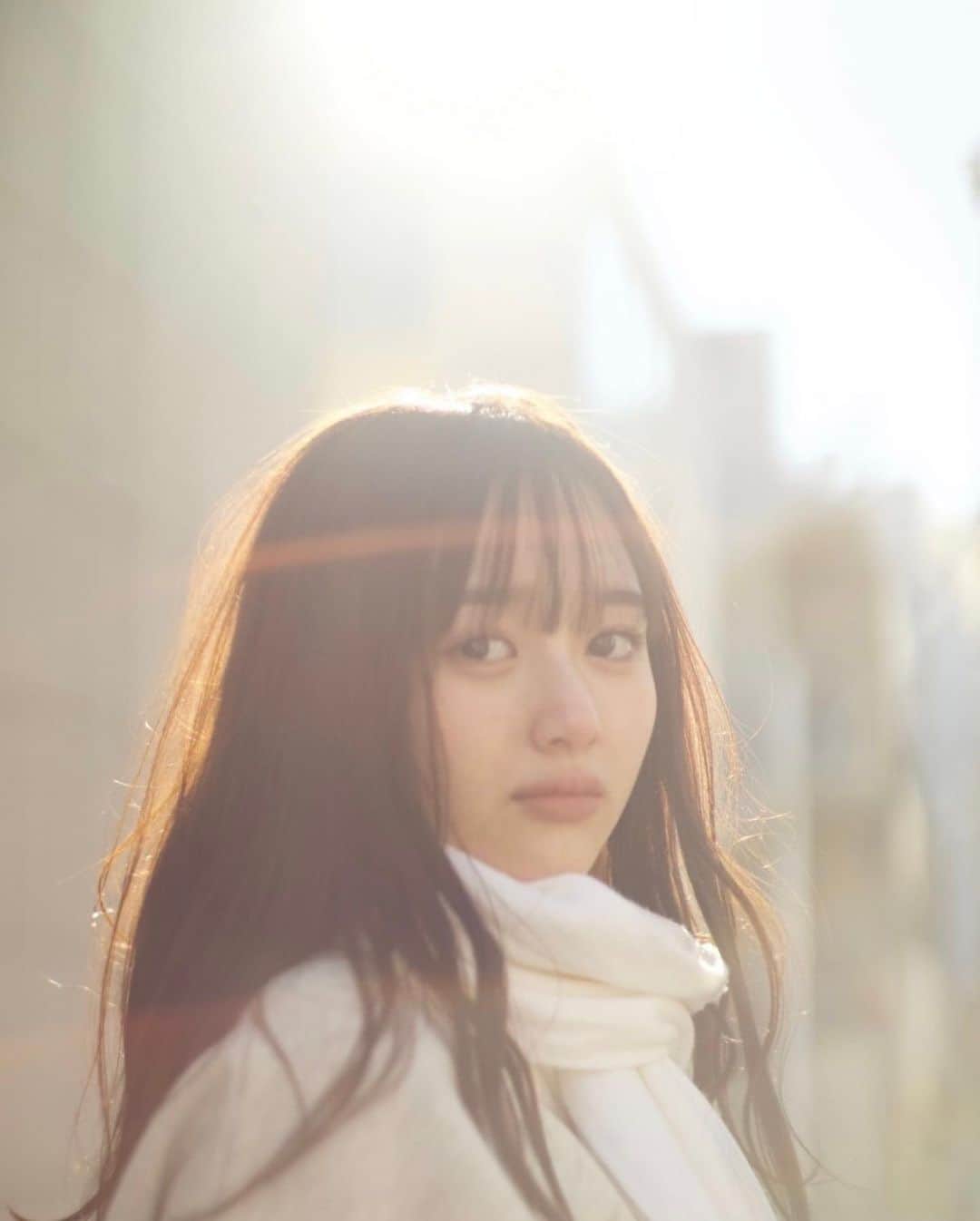 加藤栞のインスタグラム：「みなさま良いお年を〜！🥚」
