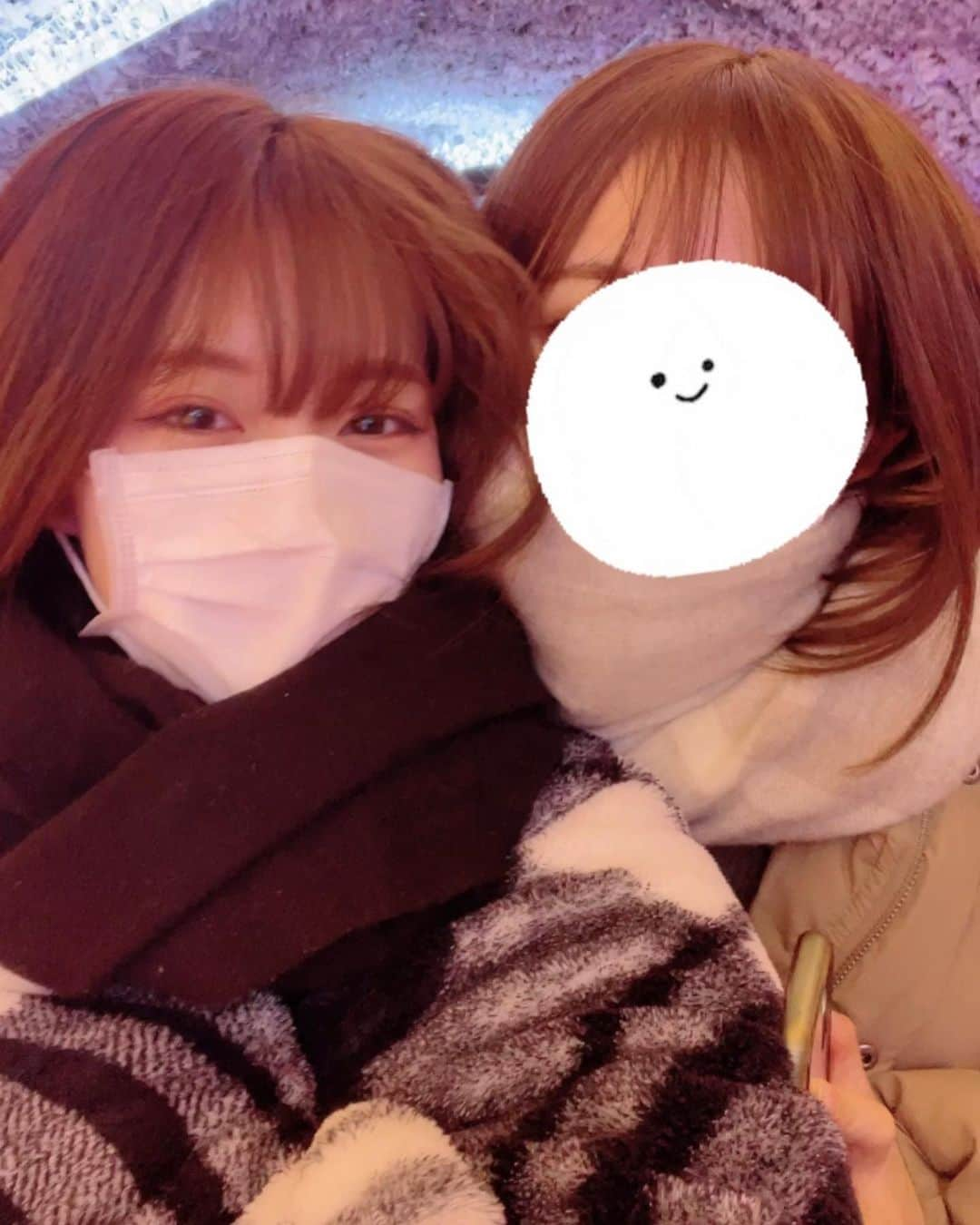 遠藤みゆさんのインスタグラム写真 - (遠藤みゆInstagram)「髪の毛伸びてきた💇‍♀️ あと３日で今年が終わるなんて 考えられないよー！！ . 更新あんまりできてない期間も みんな元気ってDMだったりくれて幸せです☺️ 来年もみんなと会えたらいいなあ☺︎ 2022もあと少しーー！！ みんないい思い出作ってね☺️」12月29日 22時48分 - endoomiyu