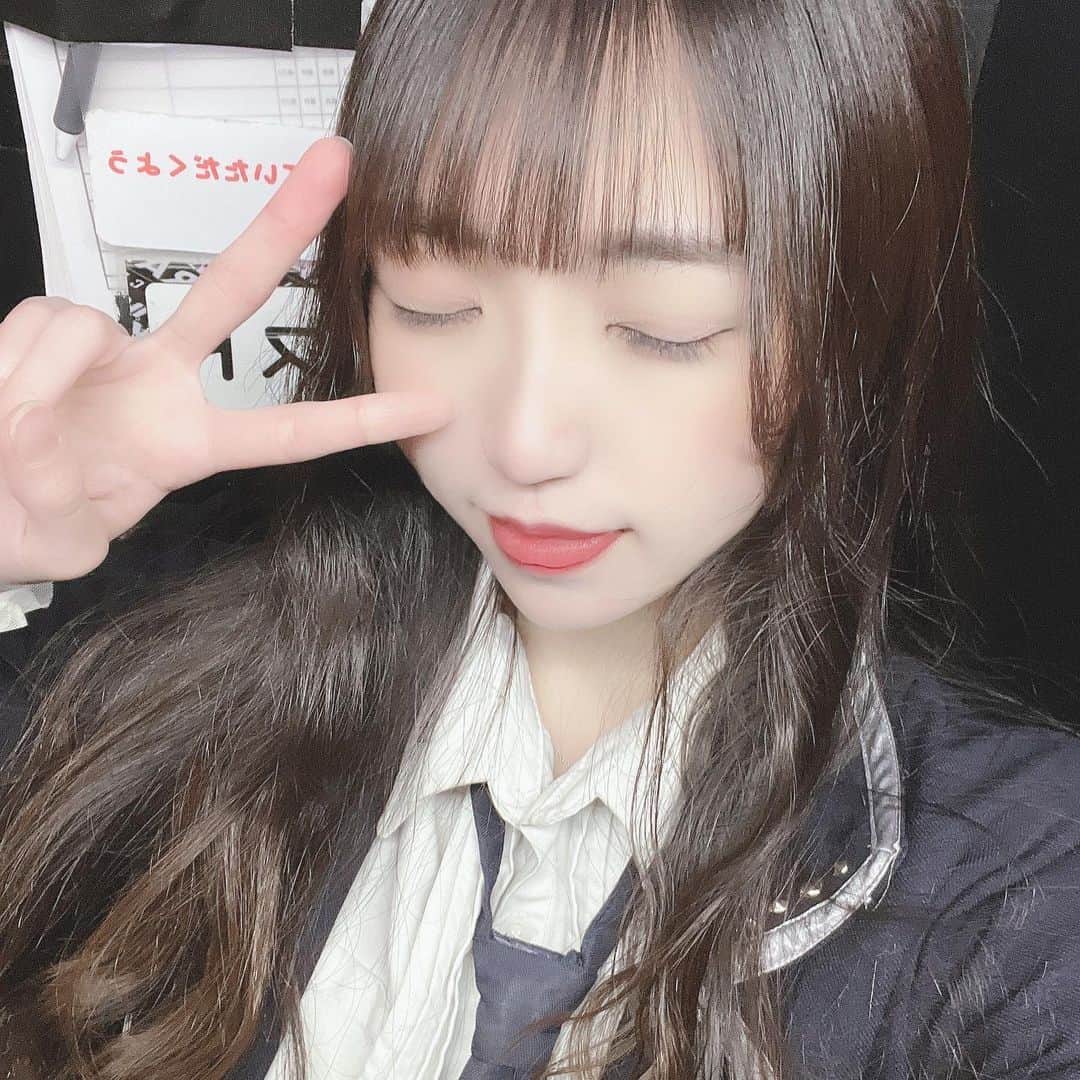 るいのインスタグラム：「. . . こんな私を好きになってくれてありがとう . .  #アイドル #地下アイドル #自撮り #自撮り女子 #いいね返し #いいね #フォロー #撮影会 #お洒落さんと繋がりたい #可愛い #かわいい #美男美女と繋がりたい #アニメ好きな人と繋がりたい #ロングヘア #ヘアアレンジ  #love #followme #likesforlike #like4likes #followfollowfollow #f4f  #ポケモン好きと繋がりたい #黒髪 #黒髪ロング」