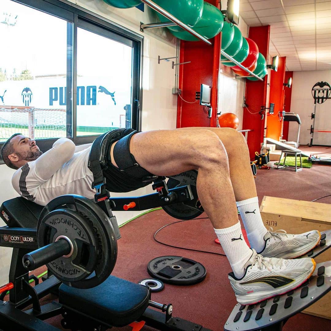 ジャウメ・ドメネクのインスタグラム：「Un día menos es un día más 💪🏼  ¡Dale, @jaudomenech! 🦇🔝  #ADNVCF」
