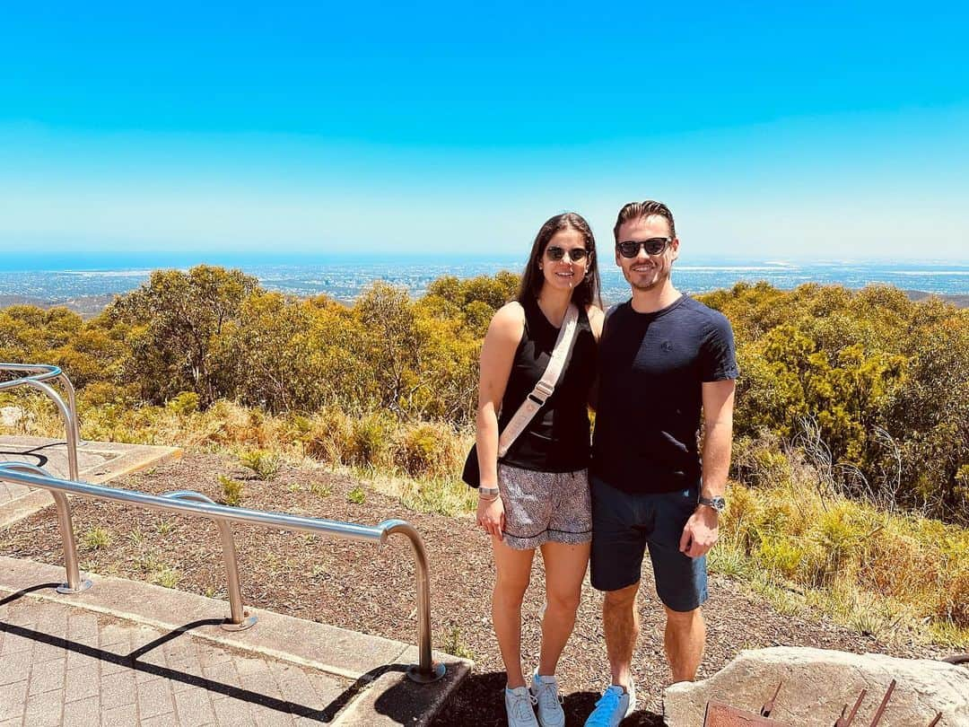 ユリア・ゲルゲスのインスタグラム：「BACK….. in beautiful Australia 🇦🇺🦘🥰🤗」