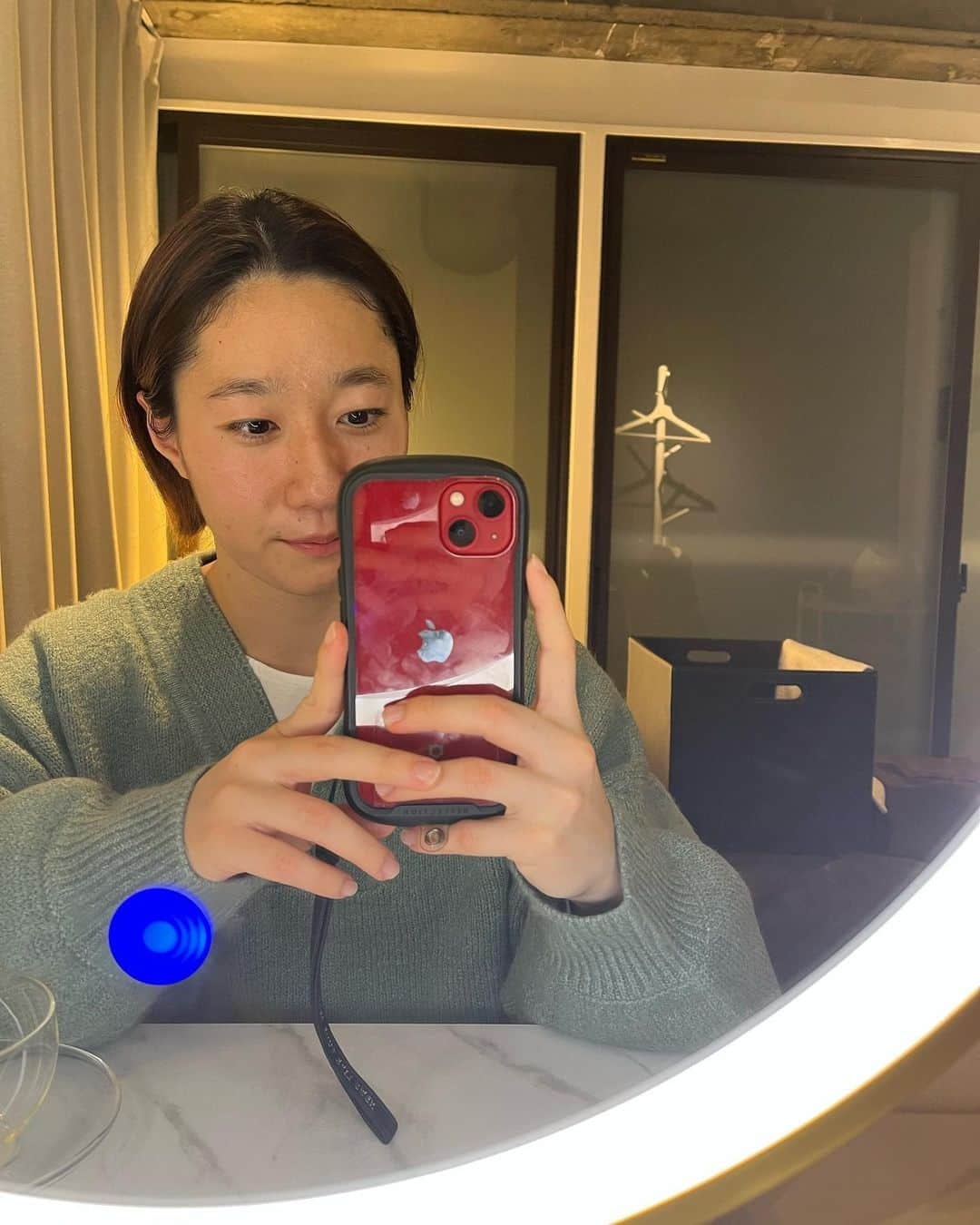 板橋美波さんのインスタグラム写真 - (板橋美波Instagram)「先日、 銀座 小顔Labo さんに行ってきました😊  合宿後で首、肩がガッチガチでしたが施術後はびっくりするぐらい身体が軽くなりました!! 小顔矯正は鏡を見たら思わず声が出ちゃうぐらい別人になります😳✨  また時間見つけて行かせていただきます!! ありがとうございました😊  #銀座小顔ラボ」12月30日 14時31分 - minami.itahashi