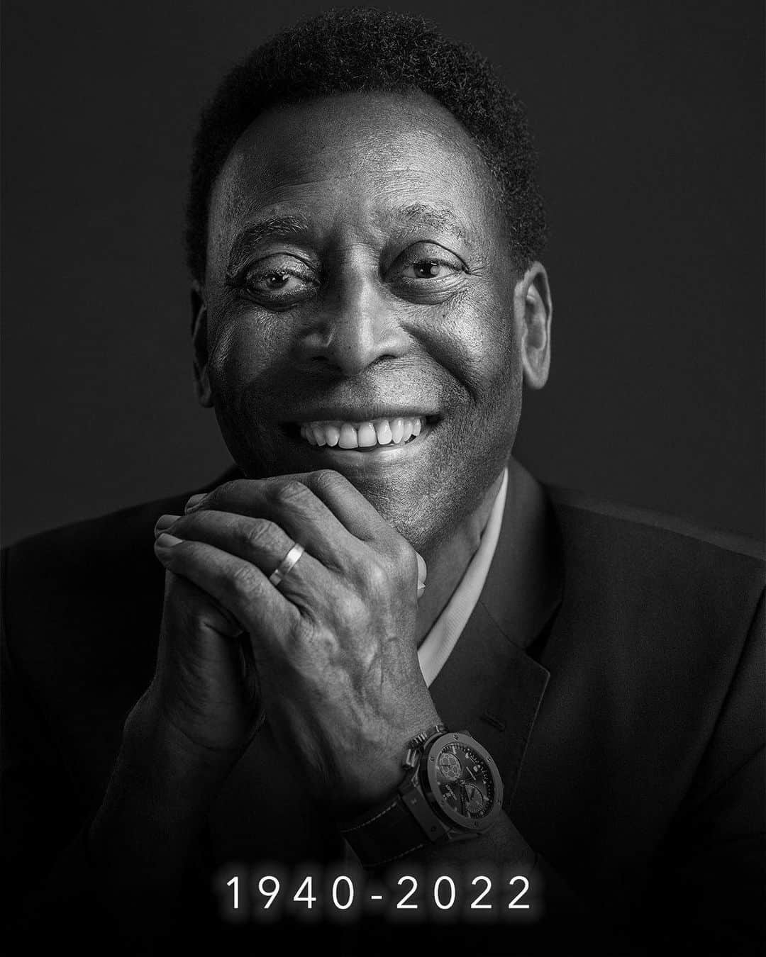 ディエゴ・シメオネさんのインスタグラム写真 - (ディエゴ・シメオネInstagram)「Descansa en paz, Rei. #Pelé」12月30日 9時26分 - simeone